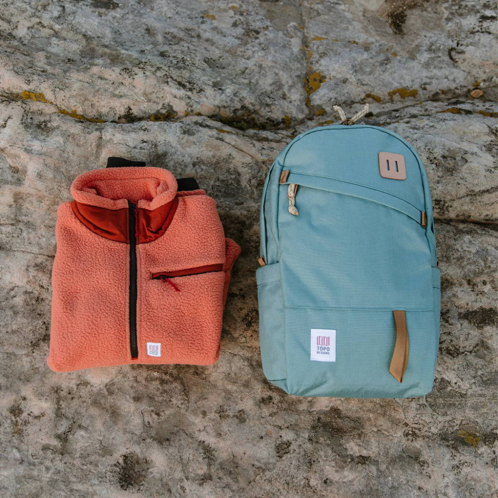 תיק-גב-topo-designs-דגם-daypack-classic